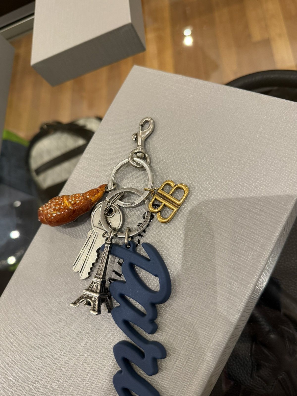 Balenciaga Balenciaga Croissant Key Chain Charms Size ONE SIZE - 3 Thumbnail
