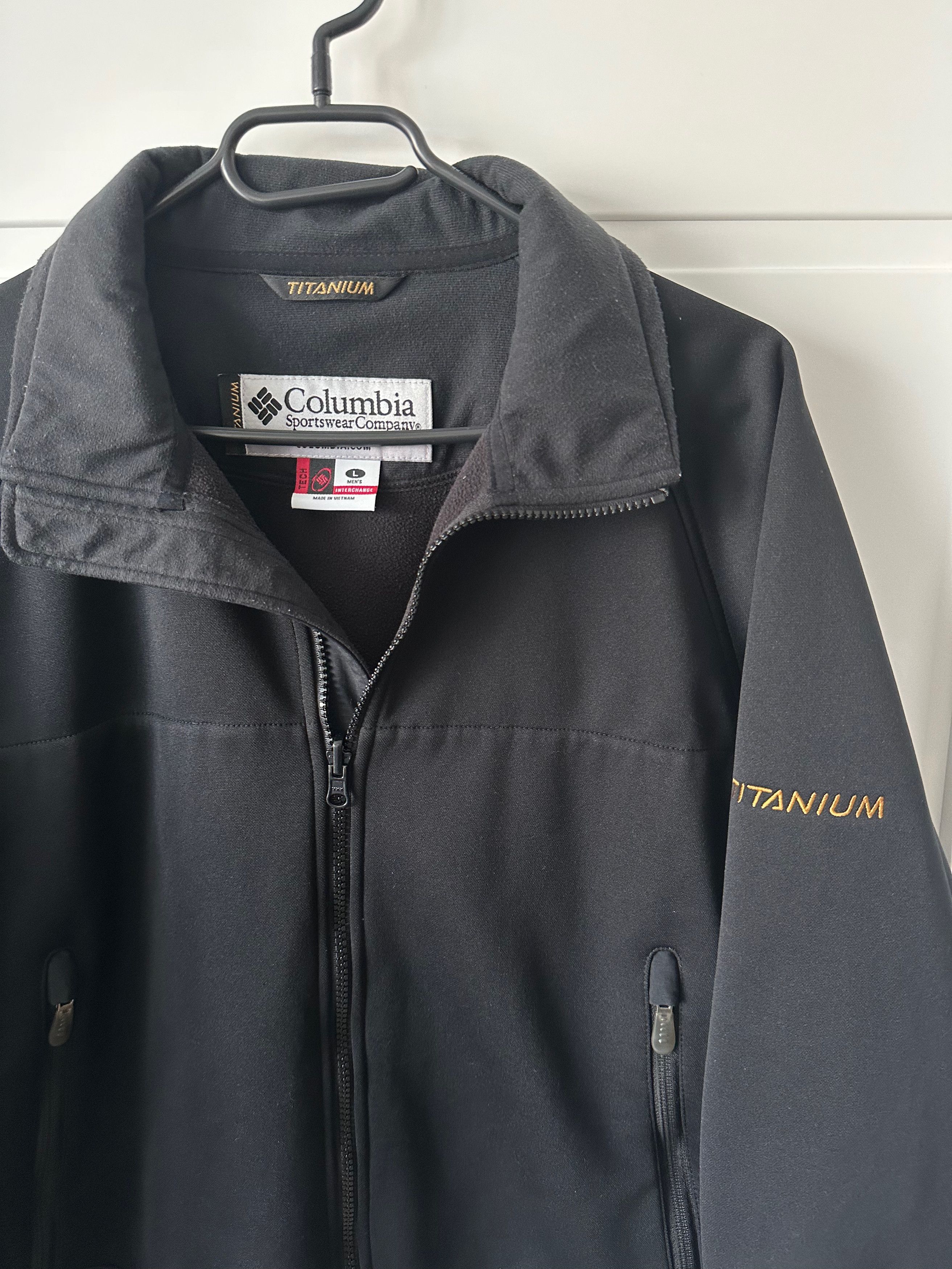 Columbia COLUMBIA Titanium Softshell waterproof breathable jacket Size US L / EU 52-54 / 3 - 3 Thumbnail