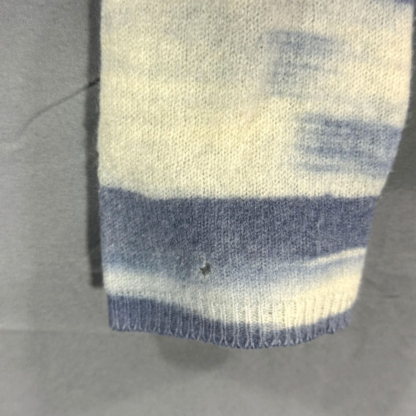 Vince Vince Sweater Womens Small Blue White Striped Wool Cashmere Pullover Lightweight Size S / US 4 / IT 40 - 5 Thumbnail