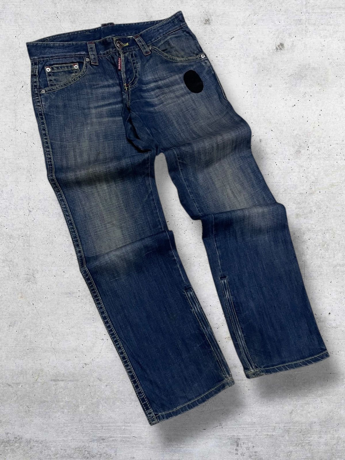 Dsquared2 VINTAGE DESIGNER DSQUARED2 ‘FUCKER’ ACDC RIPPED OG DENIM Size US 32 / EU 48 - 2 Thumbnail