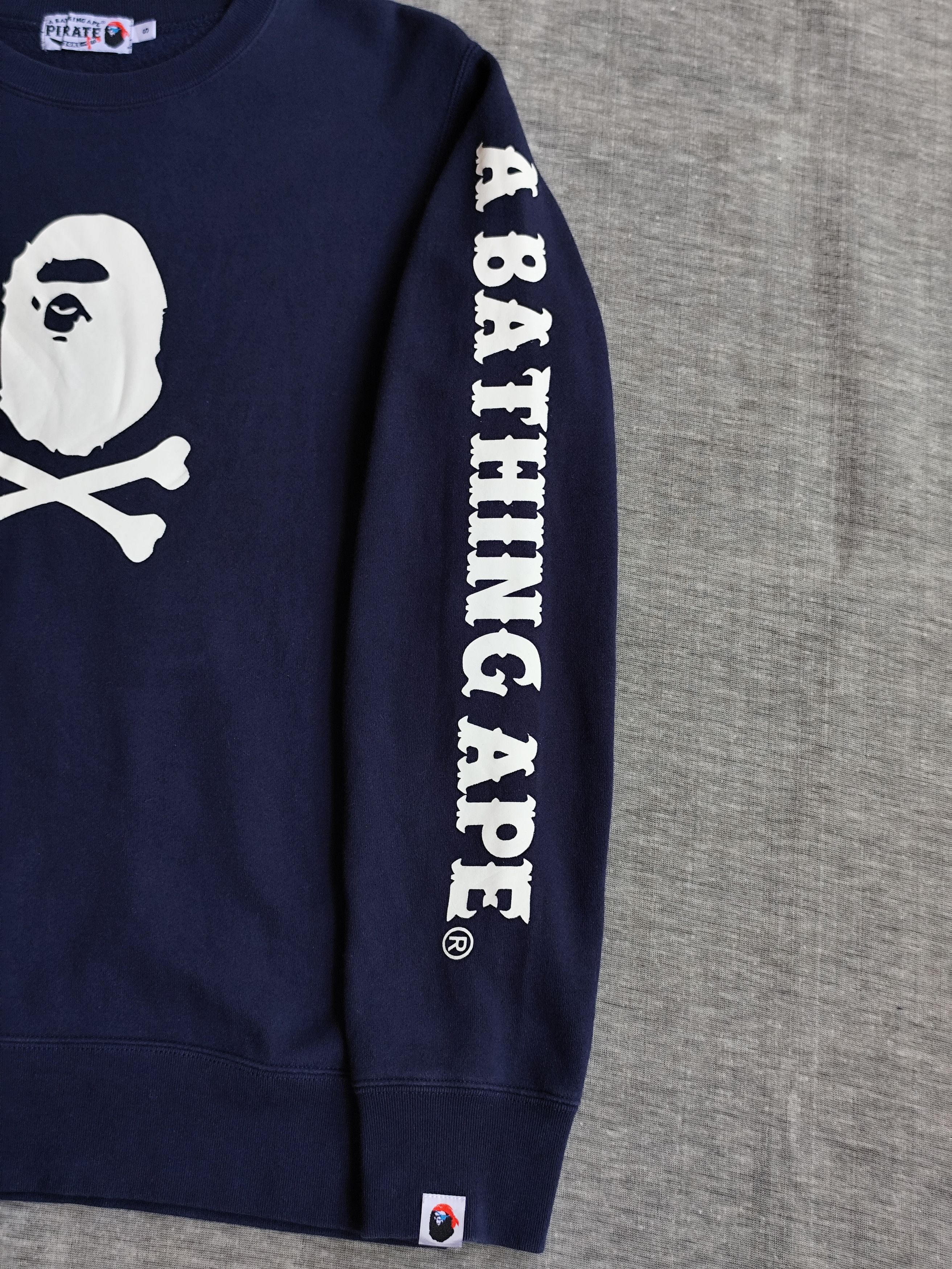 Bape A Bathing Ape Pirate Store Crewneck Sweatshirt Size US S / EU 44-46 / 1 - 4 Thumbnail