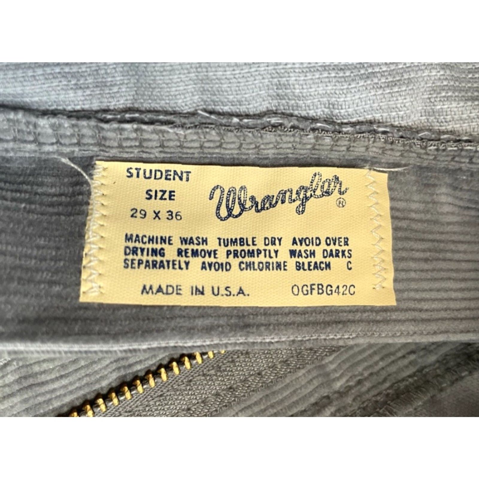 Wrangler VINTAGE Wrangler Corduroy Straight Leg Jeans Men 29x36 Gray NWT Deadstock 70s Size US 29 - 6 Thumbnail