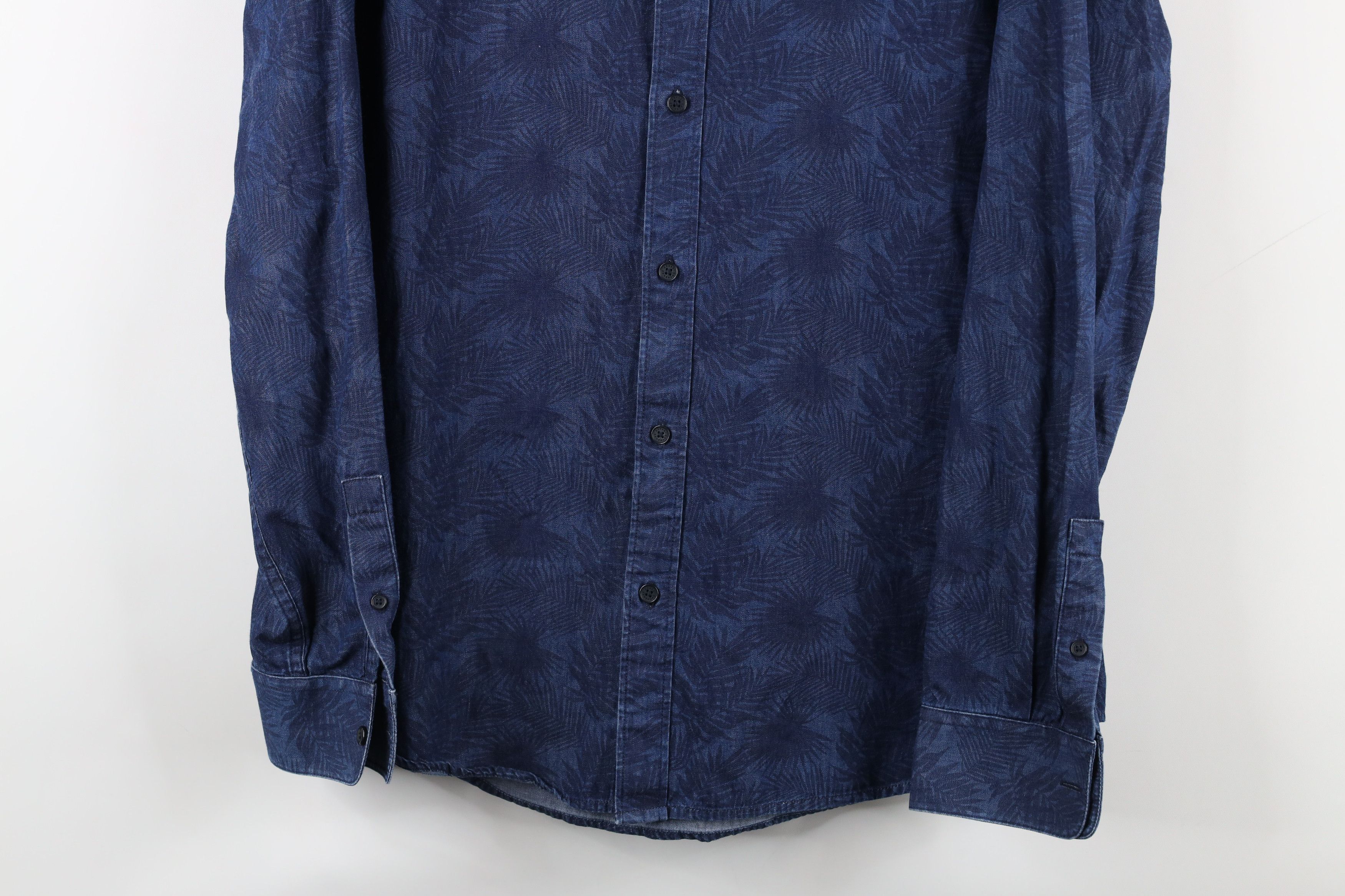 Armani Exchange × Vintage Armani Exchange Fit Palm Tree Leaf Denim Button Shirt Blue Size US M / EU 48-50 / 2 - 3 Thumbnail