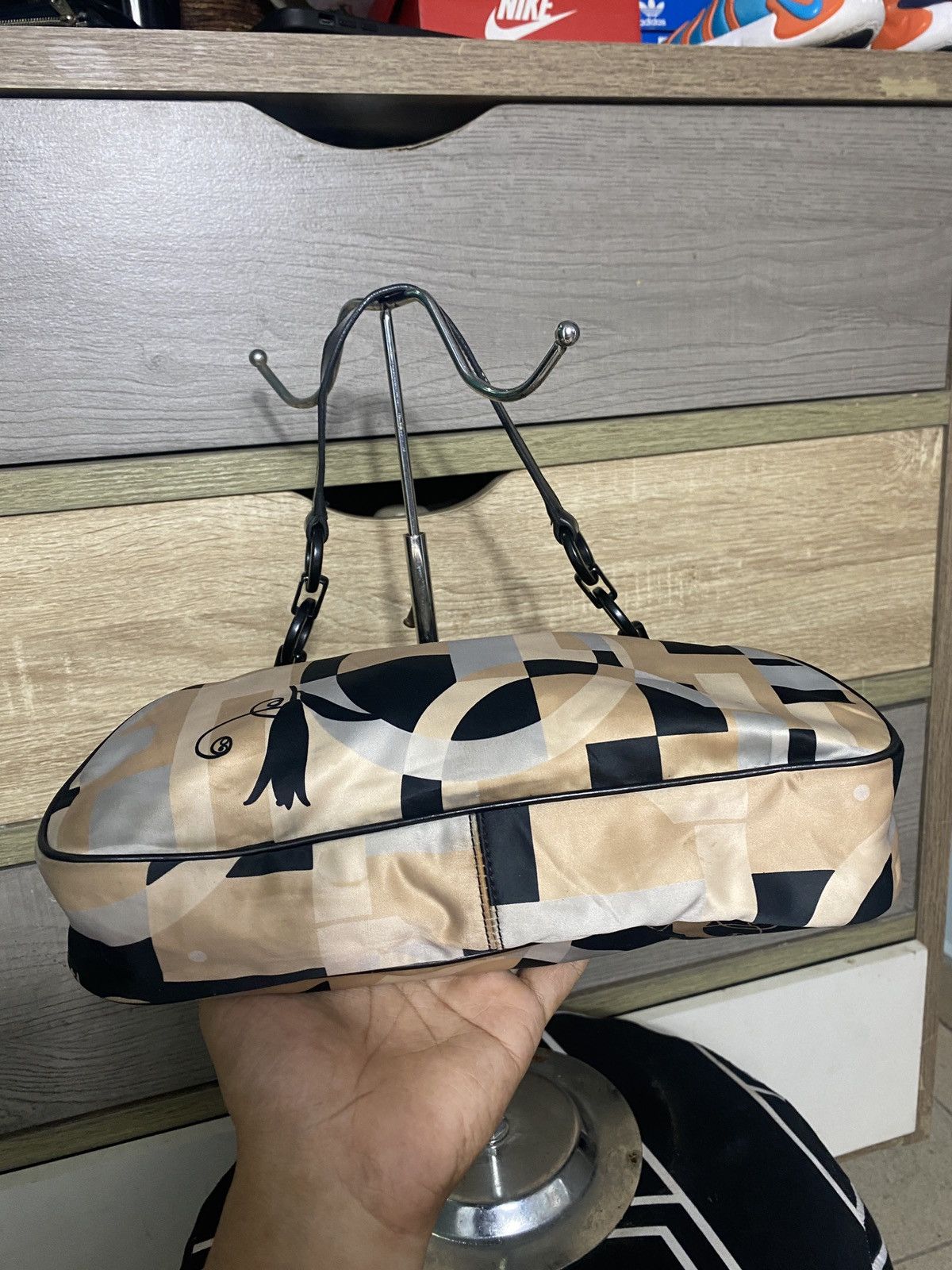 Salvatore Ferragamo Salfatore Ferragamo Satin Print Shoulder Bag Size ONE SIZE - 9 Thumbnail