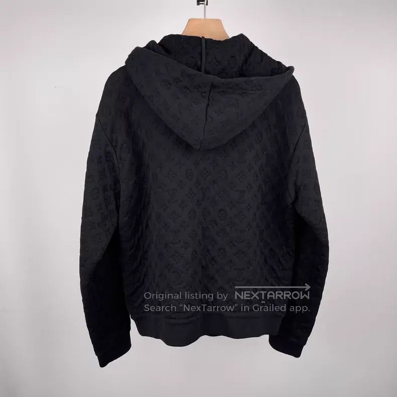 Louis Vuitton Louis Vuitton Black logo embossed cotton hooded drawstring Size US S / EU 44-46 / 1 - 2 Thumbnail