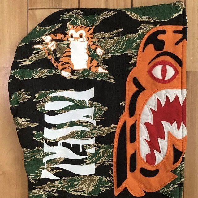 Bape BAPE Tiger Camo Tiger Full Zip Hoodie a bathing ape NIGO Size US M / EU 48-50 / 2 - 3 Thumbnail