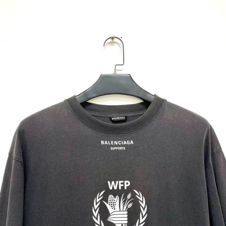 Balenciaga Balenciaga WFP wheat-ear short sleeves Size US M / EU 48-50 / 2 - 3 Thumbnail