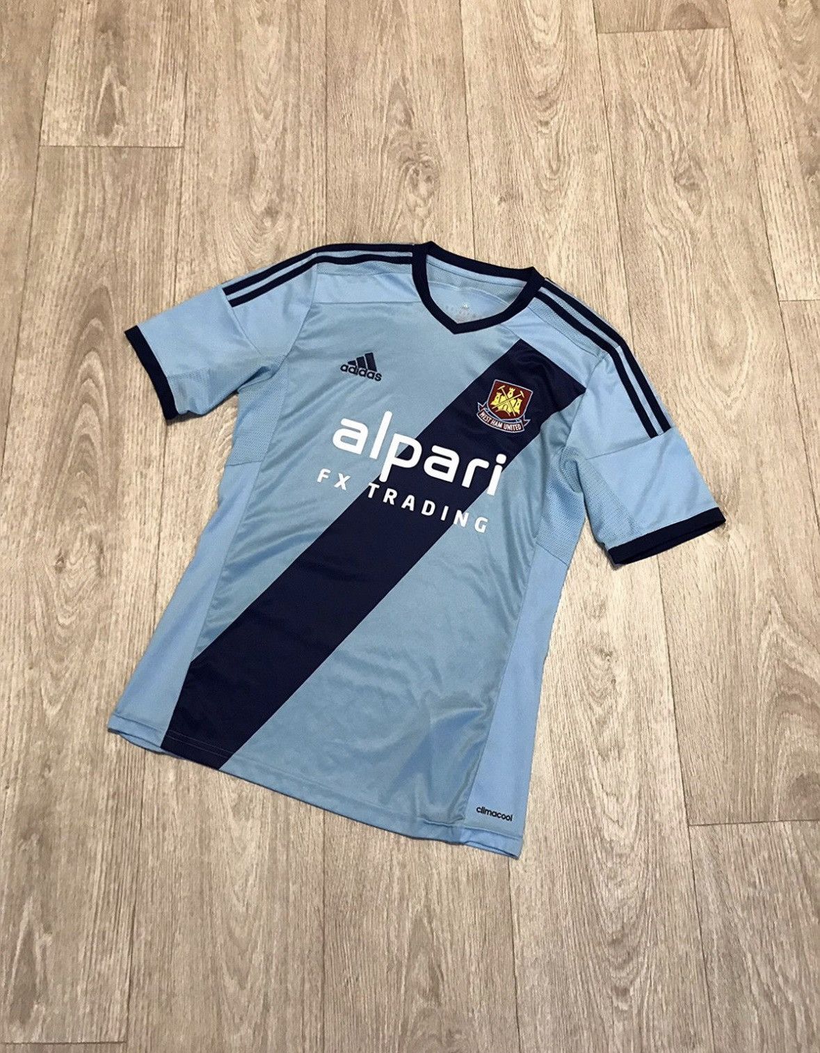 Adidas 🔷Adidas West Ham United 2014/15 Soccer jersey🔷 Size US S / EU 44-46 / 1 - 1 Thumbnail