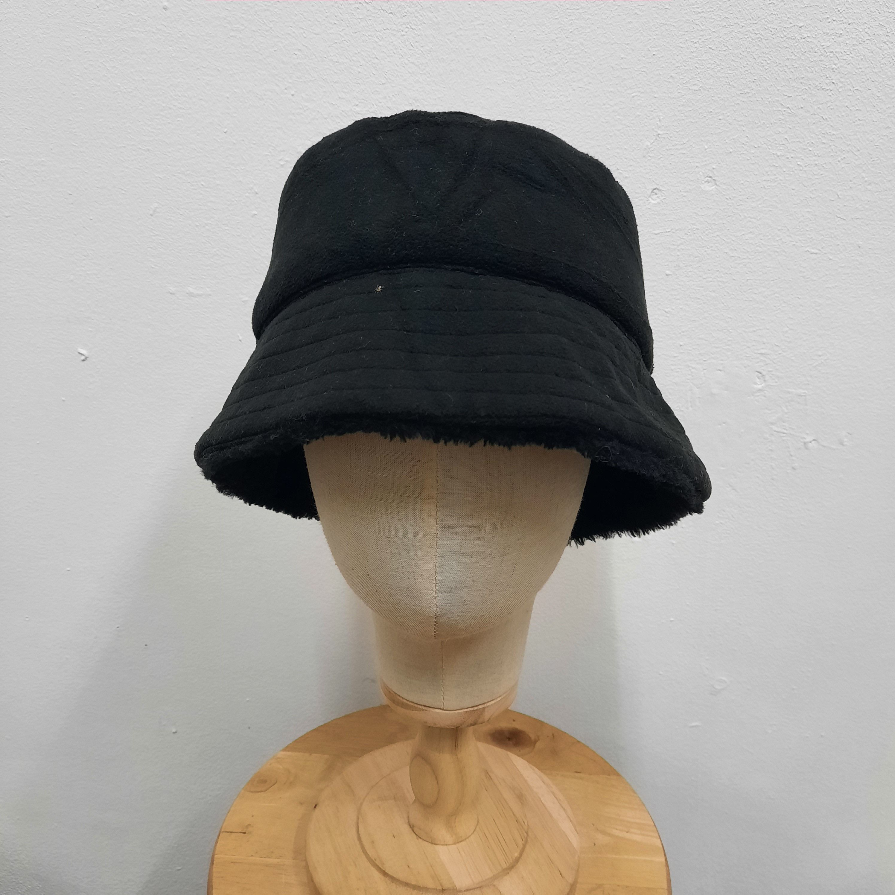 Other 🗻 Thinsulate patch fleece black reversible hat Size ONE SIZE - 5 Thumbnail