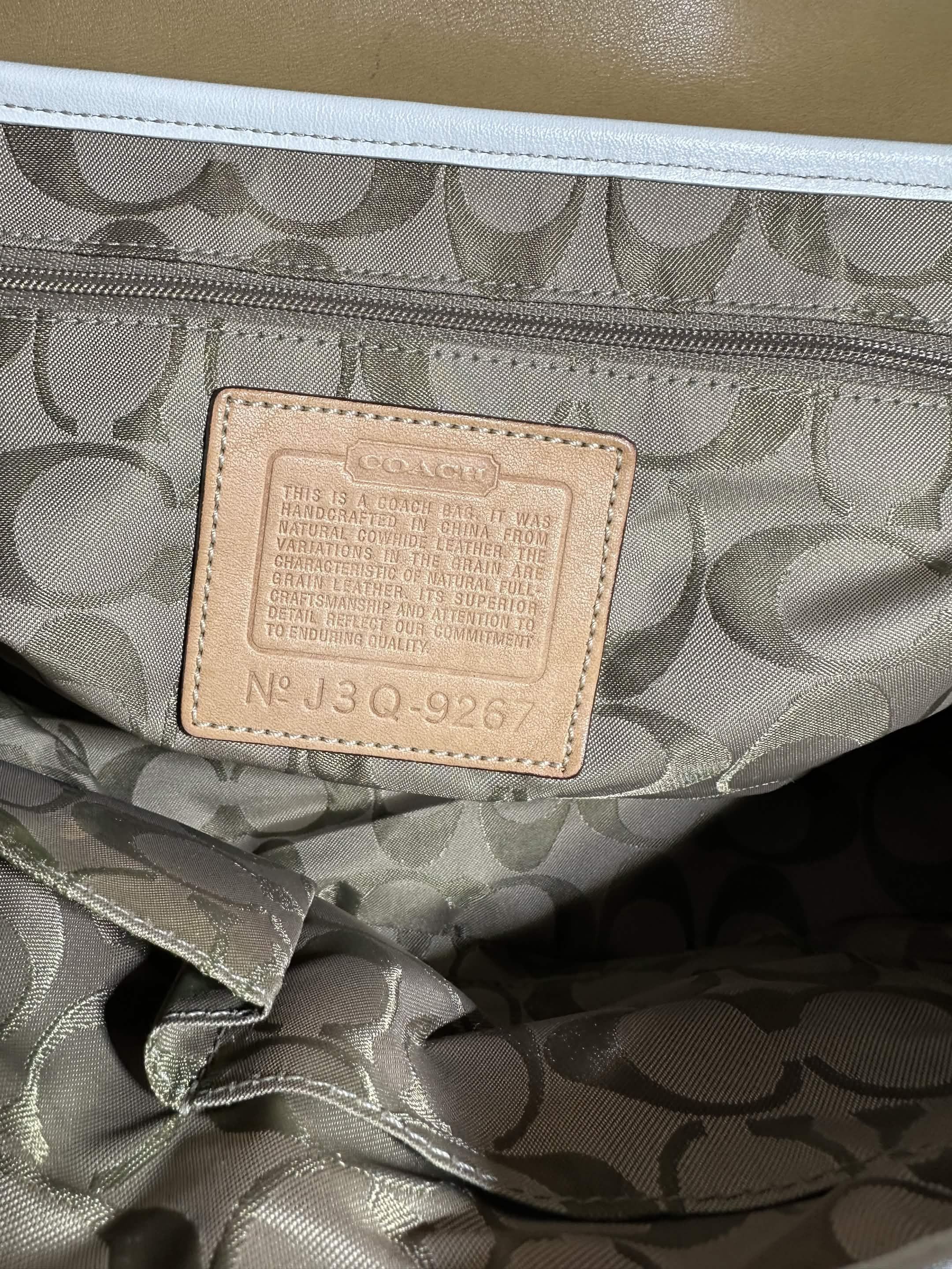 Coach Coach Hampton Collection Shoulder Bag Size ONE SIZE - 8 Thumbnail