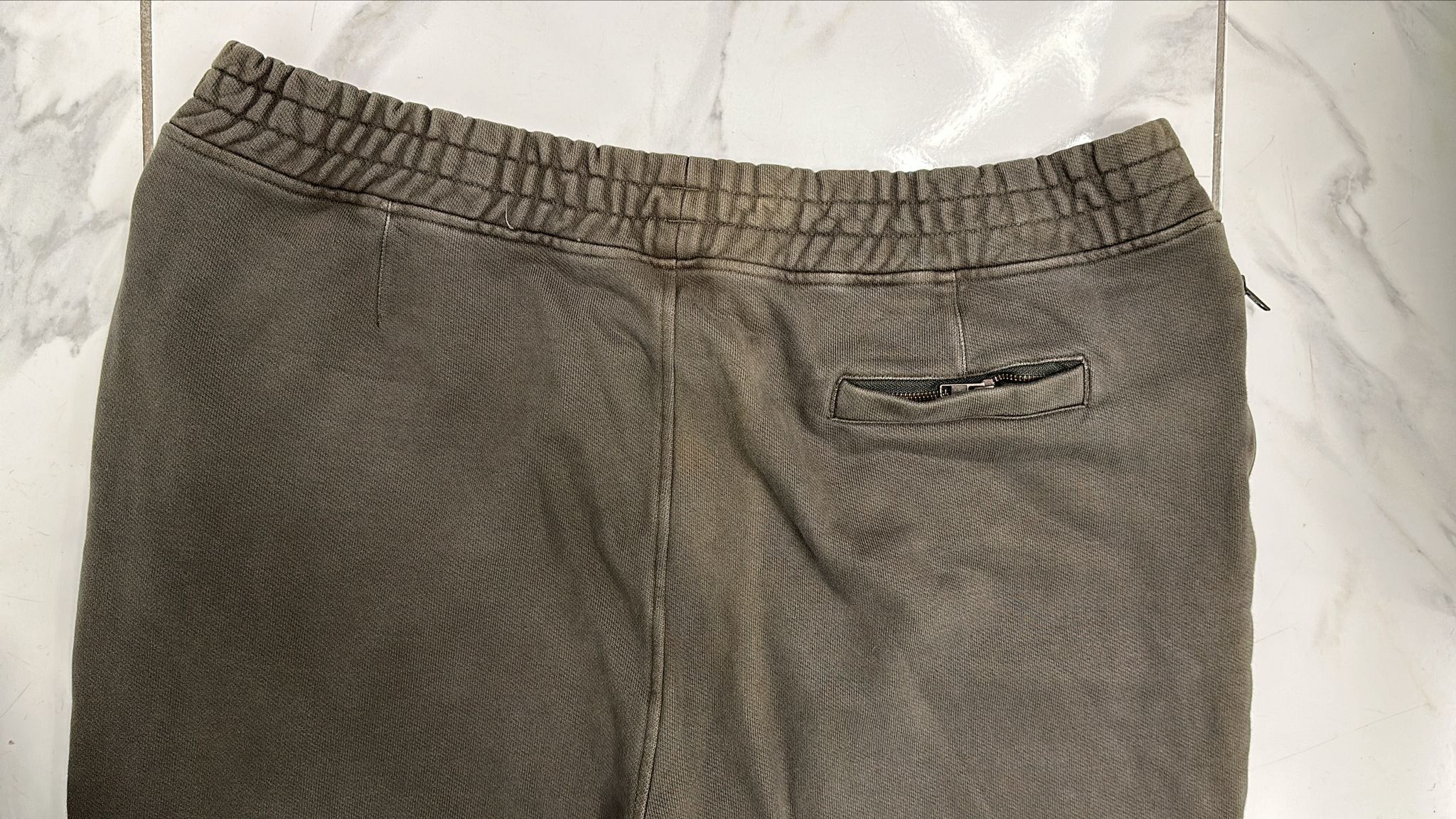 Yeezy *RARE* Yeezy Season 1 Sweatpant XLARGE Size US 38 / EU 54 - 11 Thumbnail