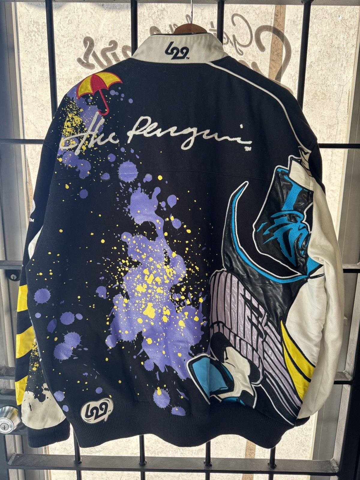 DC Comics 2007 DC Original Unique Penguin Batman Jacket XL Size US XL / EU 56 / 4 - 7 Thumbnail
