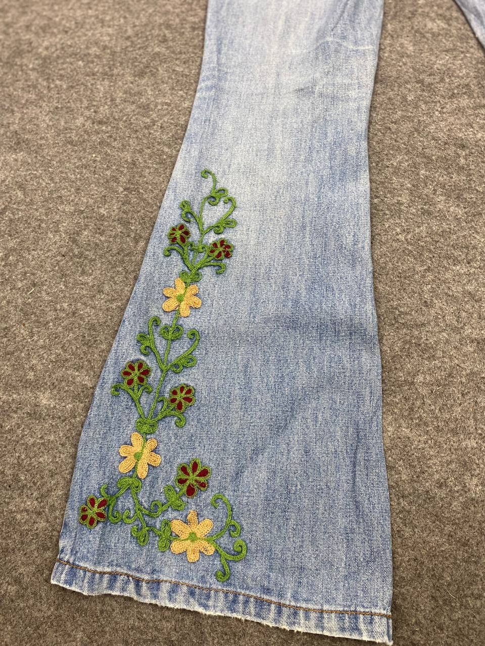 Japanese Brand vintage japanese brands embroided design bootcut flare denim Size 30" / US 8 / IT 44 - 6 Thumbnail