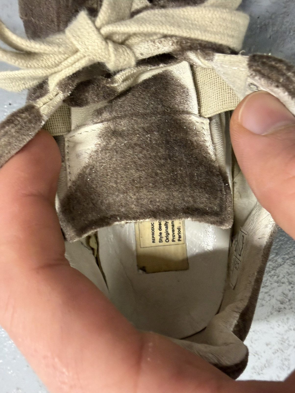 Maison Margiela Maison Margiela Replica Velour/Velvet Sneakers Size US 7 / IT 37 - 12 Thumbnail