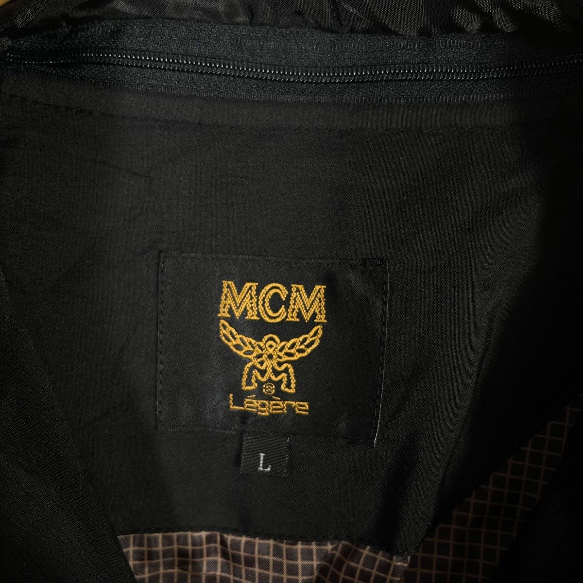 MCM Vintage MCM Legere Black Insulated Minimal Tech Jacket Parka Size US L / EU 52-54 / 3 - 3 Thumbnail