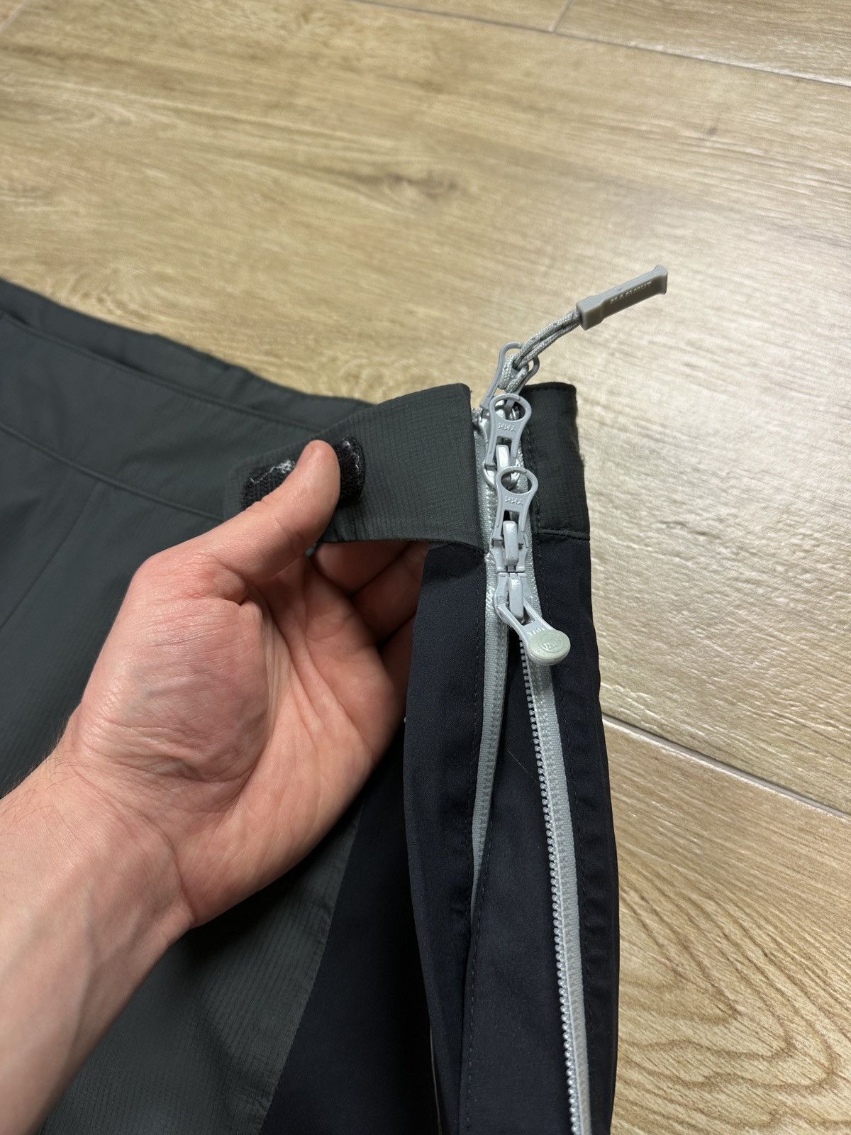 Mammut × Vintage Vintage Mammut Gore-Tex SoftShell Hiking Outdoor Ski Pants W Size 38" / US 16 / IT 52 - 17 Thumbnail