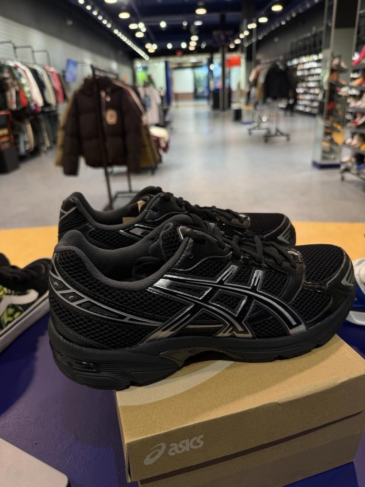 Asics ASICS Gel-1130 Black Pure Silver Men’s (11) 1201A906-001 NEW Size US 11 / EU 44 - 7 Thumbnail