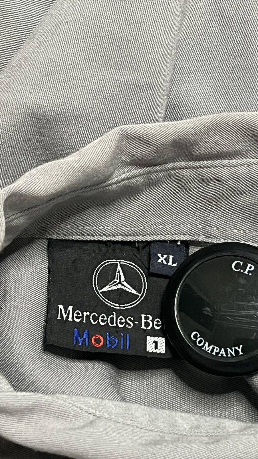 Formula 1 × Mercedes-Benz Formula uno Mercedes Benz west F1 button up shirt Size US XL / EU 56 / 4 - 6 Thumbnail
