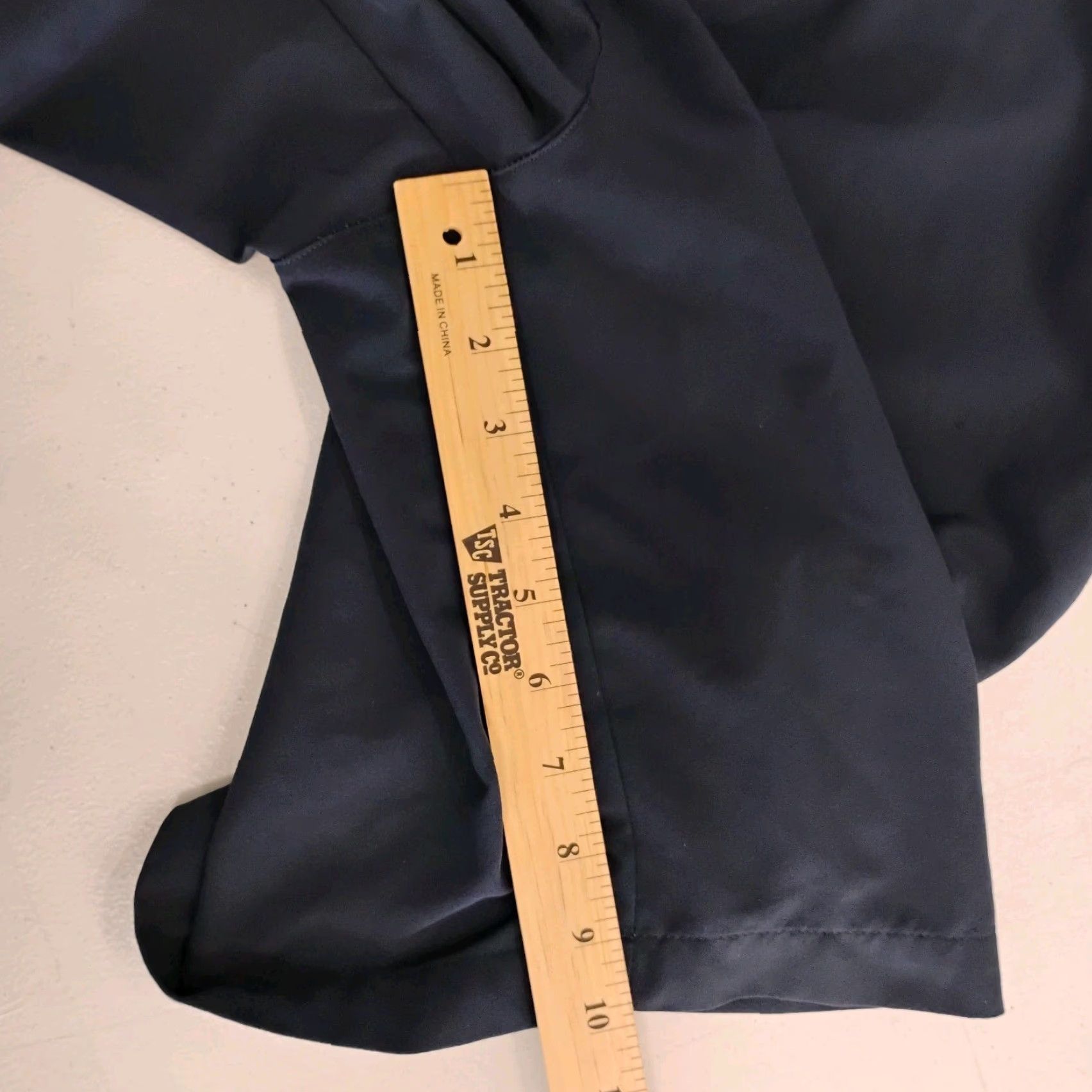 Nike Nike Dri Fit Golf Shorts Mens 32 Blue Stretch Inseam 10" Regular 34 Waist 32 in Inseam 10 Color Blue Size US 32 / EU 48 - 7 Thumbnail