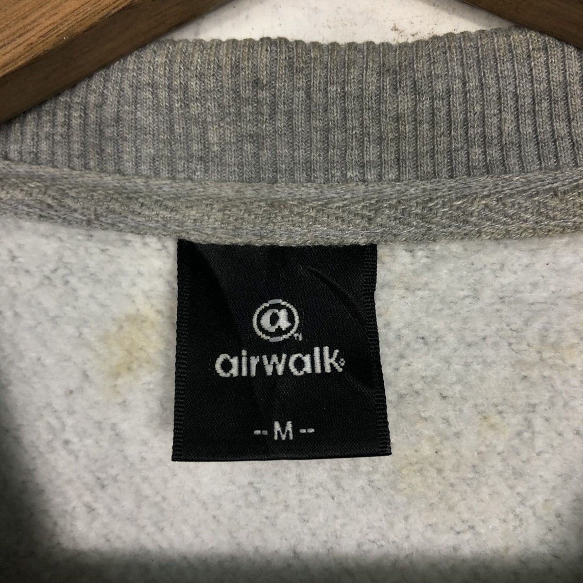 Japanese Brand 📌Vintage Sweatshirt Crewneck Airwalk Spell Out Big Logo Size US M / EU 48-50 / 2 - 15 Thumbnail