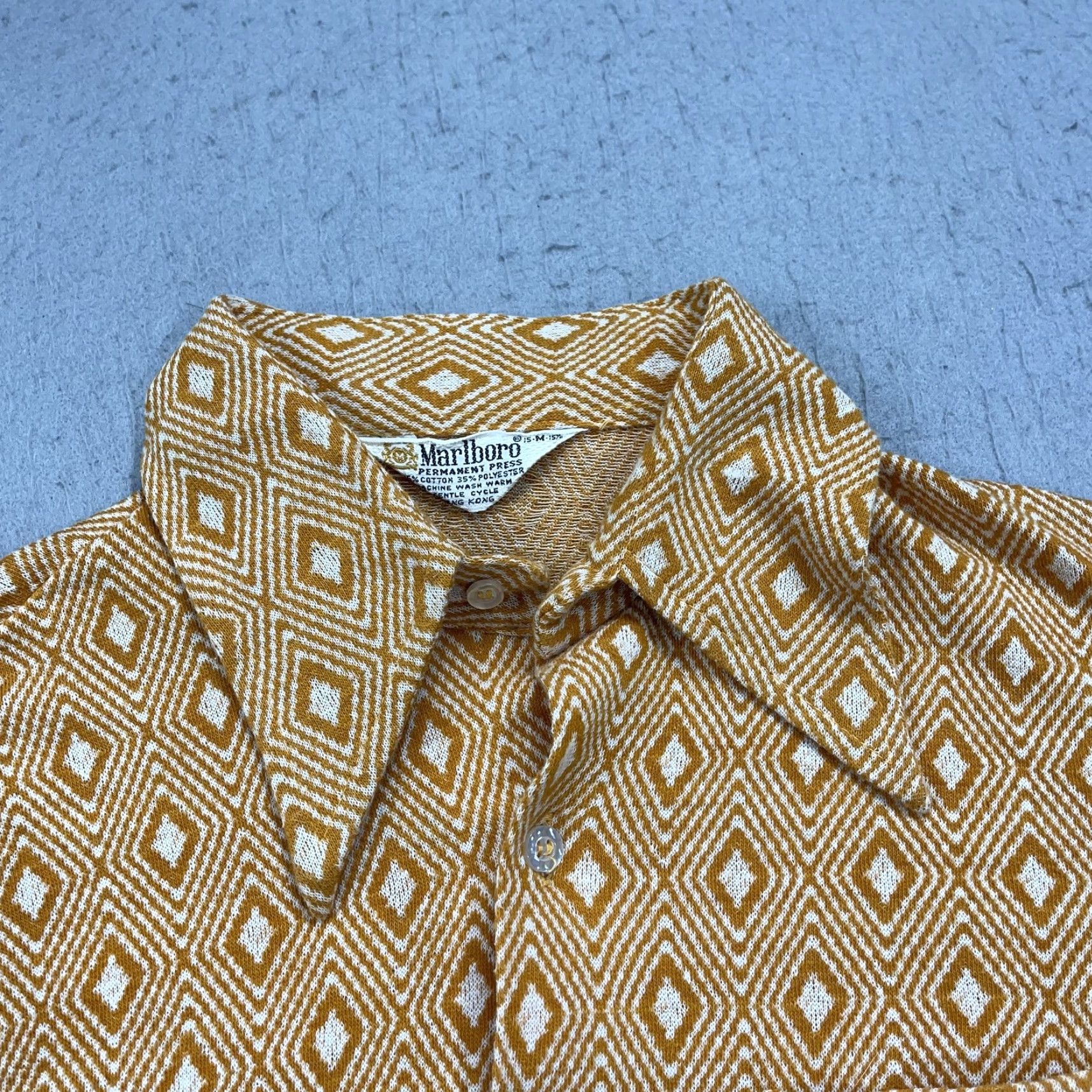 Marlboro VINTAGE Marlboro Shirt Mens Medium Orange Geometric Permanent Press Disco 70s Size US M / EU 48-50 / 2 - 4 Thumbnail