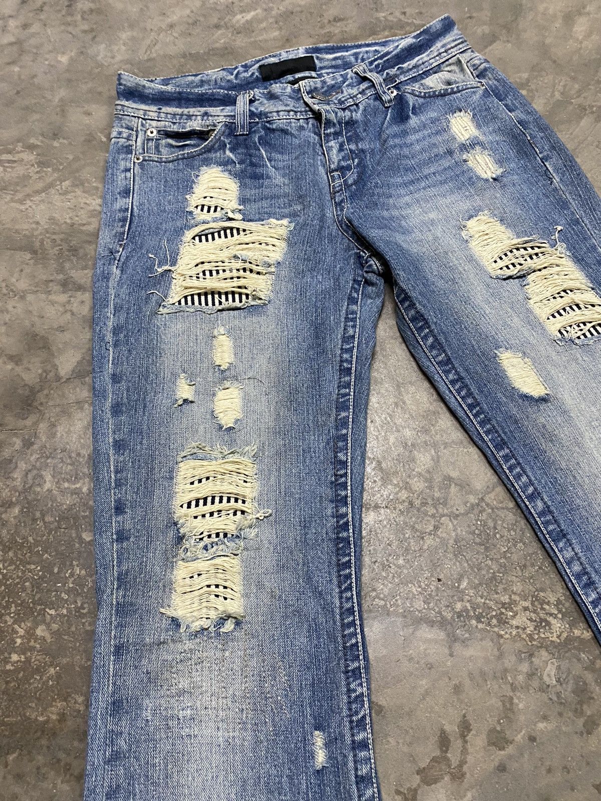 Japanese Brand Flare Jeans Japan Distressed Sashiko Boro Stitches Grunge Size US 30 / EU 46 - 5 Thumbnail