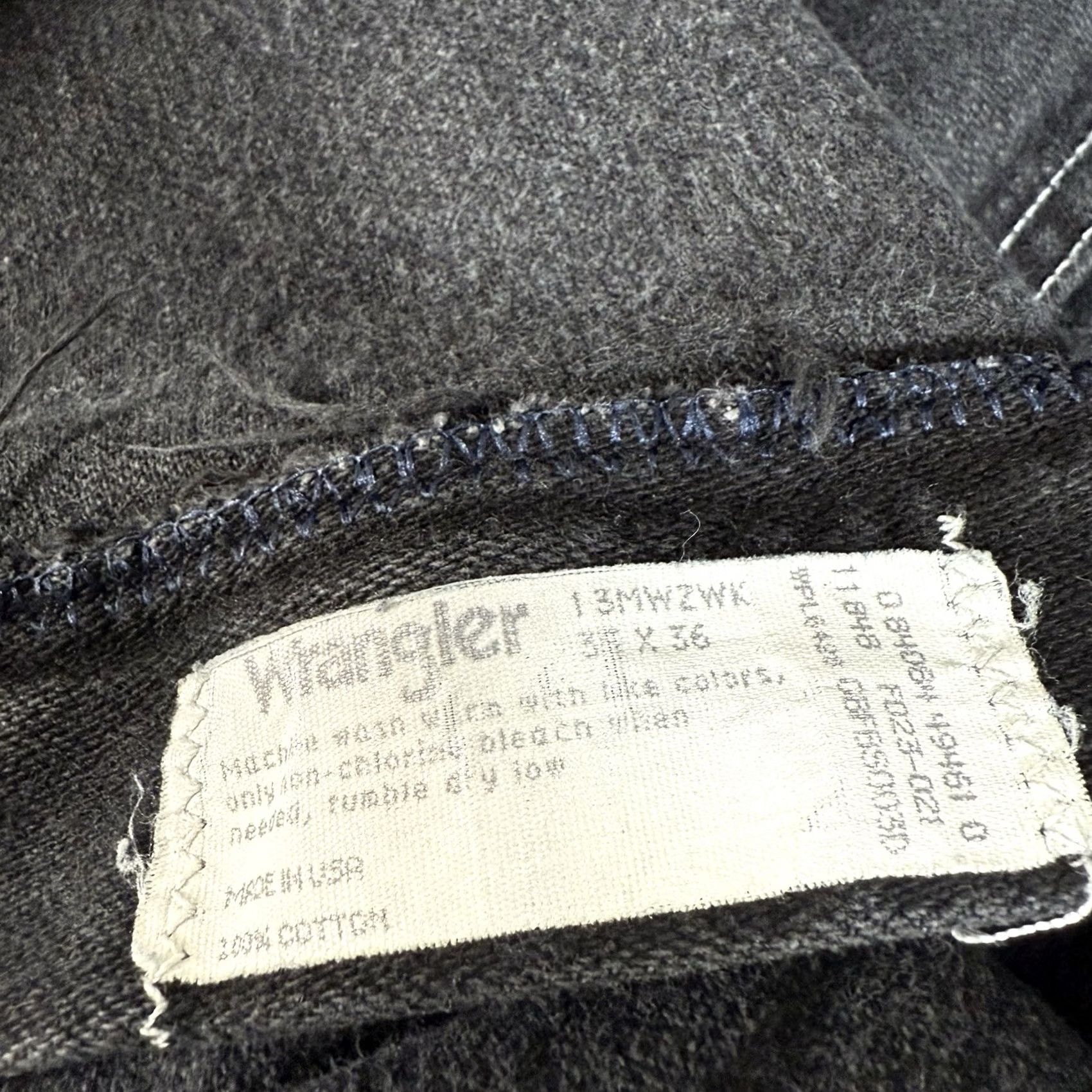 Wrangler VINTAGE Wrangler Jeans Mens 34x34 Black 13MWZ Straight Fit Denim Pants USA 90s Cowboy Charcoal Wash Size US 34 / EU 50 - 6 Thumbnail