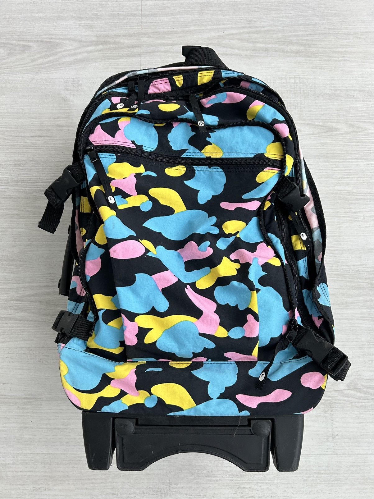 Bape VERY RARE OG 2006 A BATHING APE COTTON CANDY LUGGAGE Size ONE SIZE - 3 Thumbnail