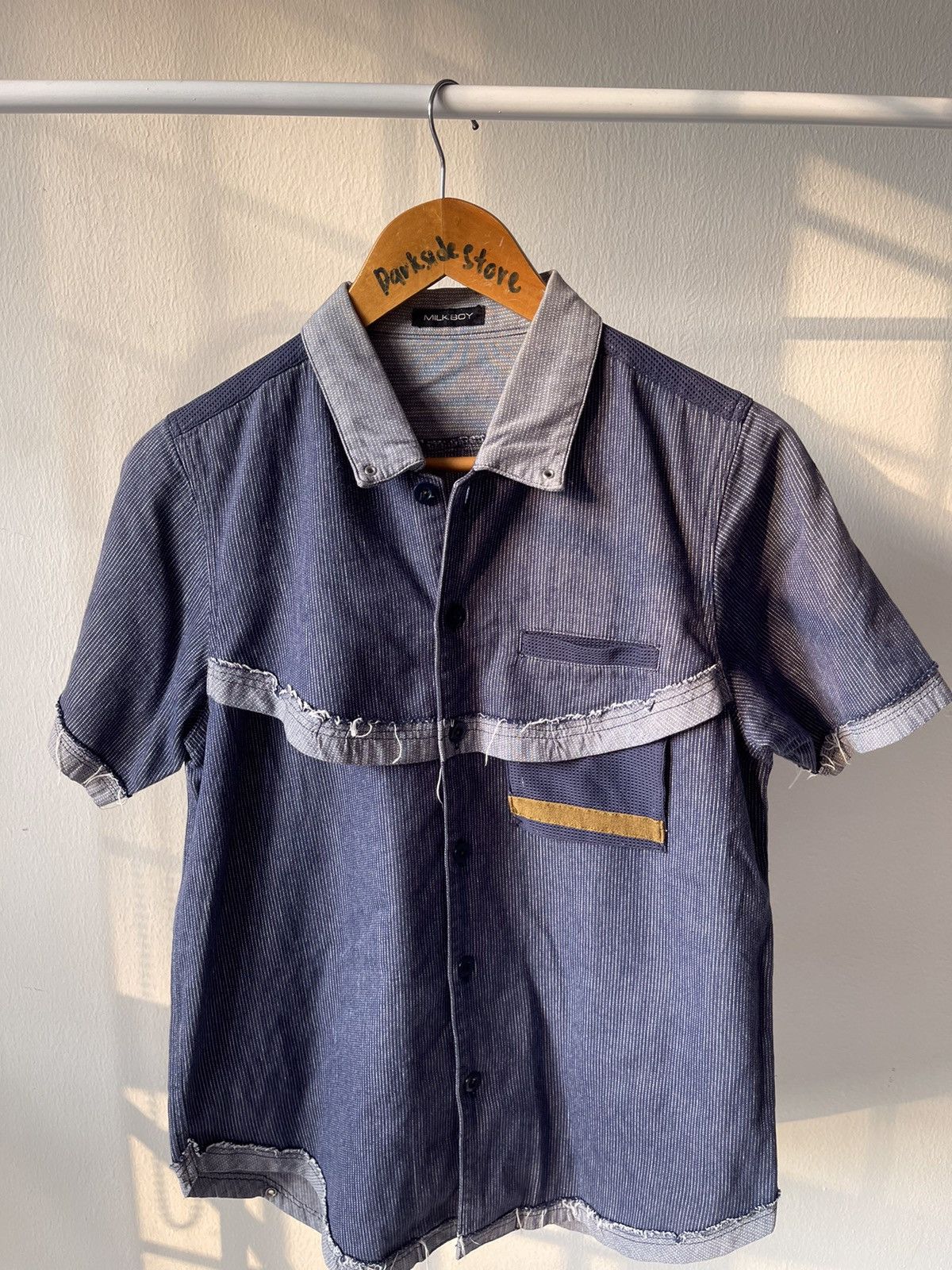 20471120 × Beauty Beast 90s Milkboy Distressed Button Up Shirt Size US S / EU 44-46 / 1 - 4 Thumbnail