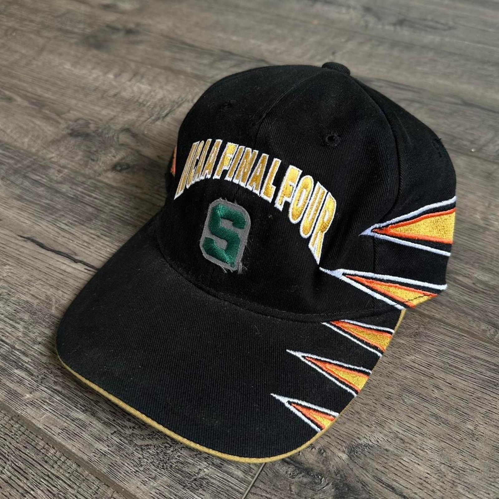 Vintage Vintage 2000 NCAA Michigan State Final Four Championship Hat Size ONE SIZE - 1 Thumbnail