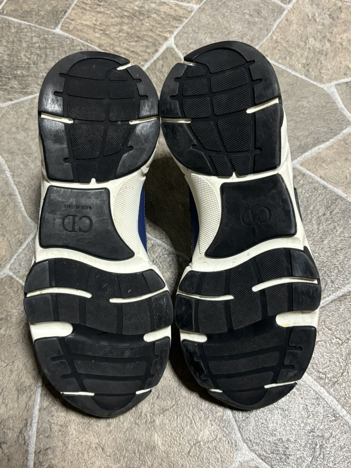 Dior Dior B22 Yellow/Blue Size US 7.5 / IT 37.5 - 6 Thumbnail