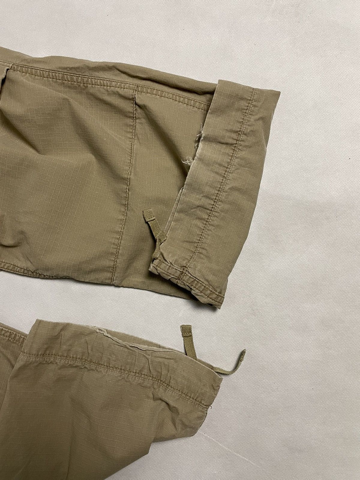 Carhartt × Vintage Vintage Carhartt Y2K Sand Cargo Pants Size US 34 / EU 50 - 3 Thumbnail