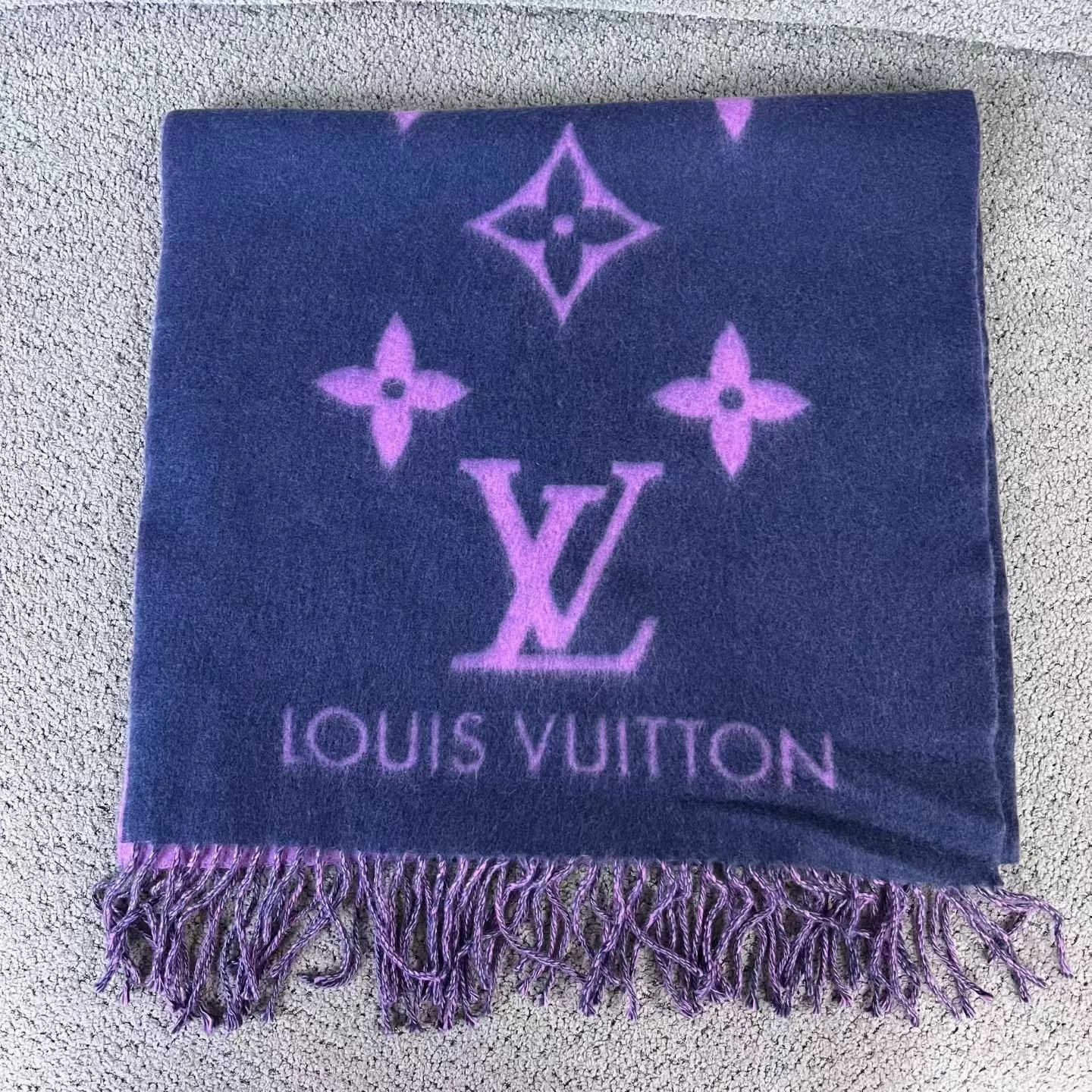 Louis Vuitton Louis Vuitton Pink-Purple Yarn Tassel Logo Jacquard Scarf Size ONE SIZE - 1 Thumbnail