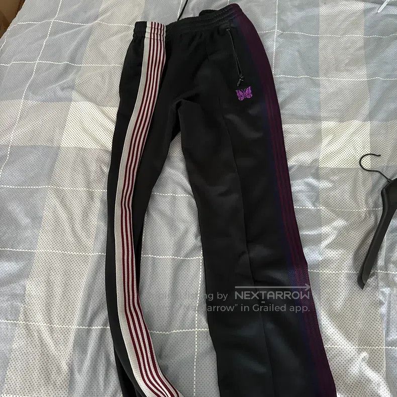 Needles Needles size L Black and purple striped butterfly slacks Size US 38 / EU 54 - 2 Thumbnail