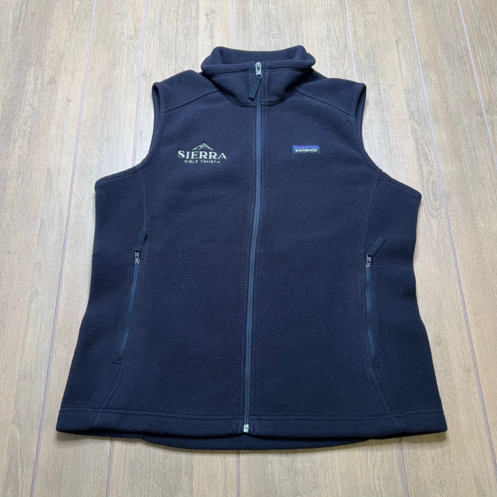Patagonia Patagonia Synchilla Fleece Vest Womens L Full Zip logo Size L / US 10 / IT 46 - 2 Thumbnail