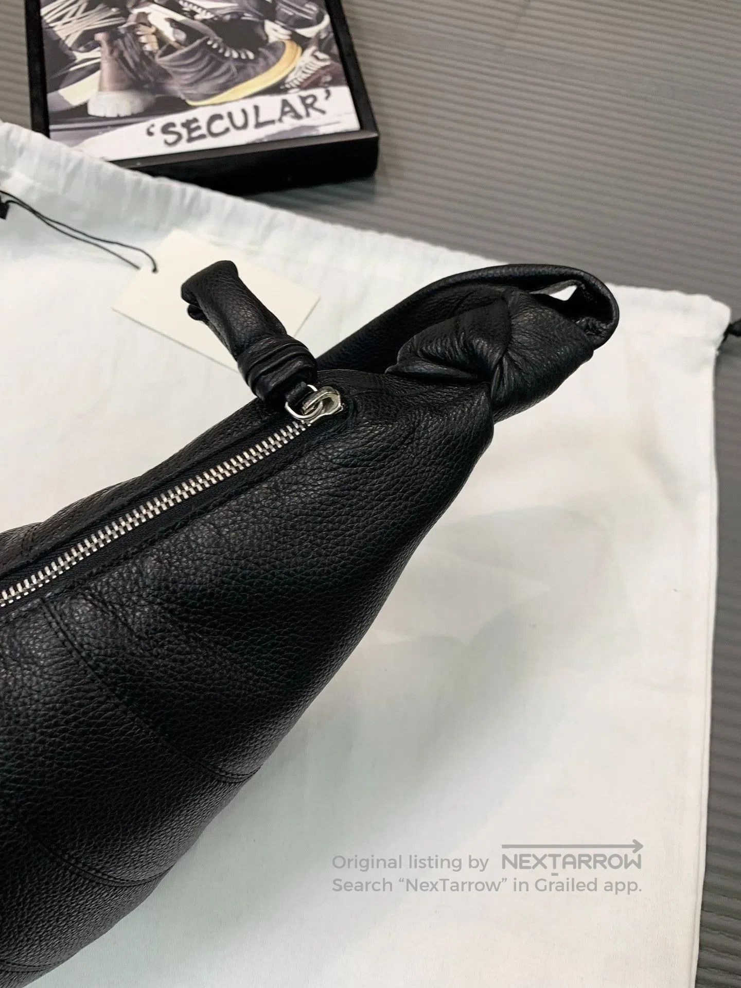 Lemaire Lemaire 2024 Medium Black Croissant Bag. Size ONE SIZE - 5 Thumbnail