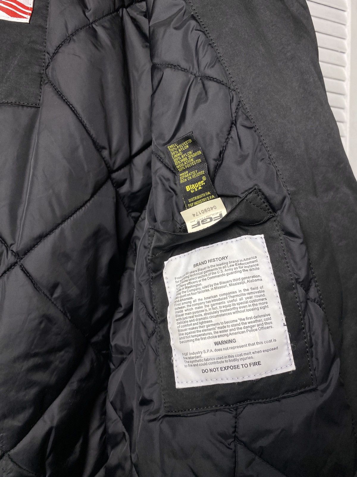 Eddie Bauer × Vintage Vintage Blauer USA Double Breasted Cropped Nylon Jacket Size L / US 10 / IT 46 - 18 Thumbnail