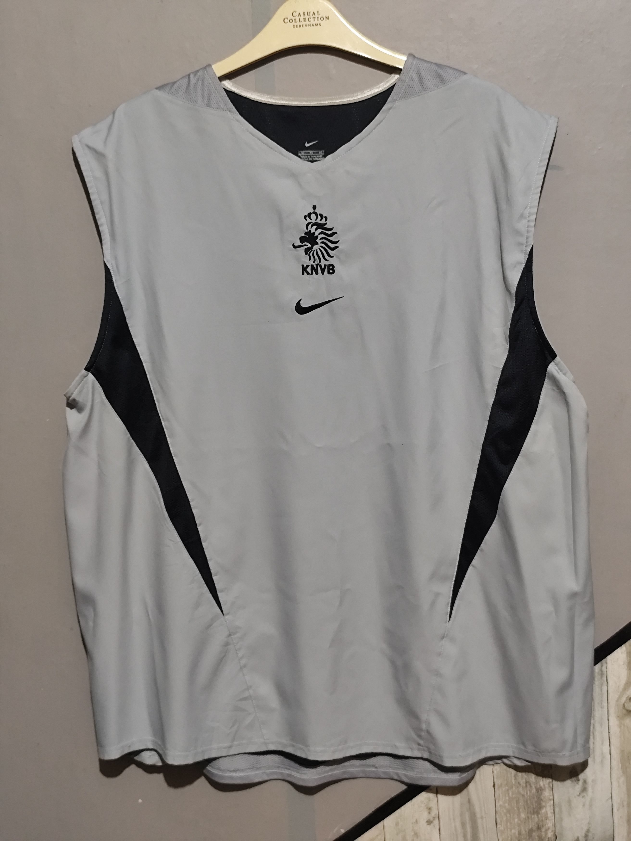 Nike Vintage Nike x Netherlands 2002 Training Shirt Sleeveless Size US XL / EU 56 / 4 - 1 Thumbnail