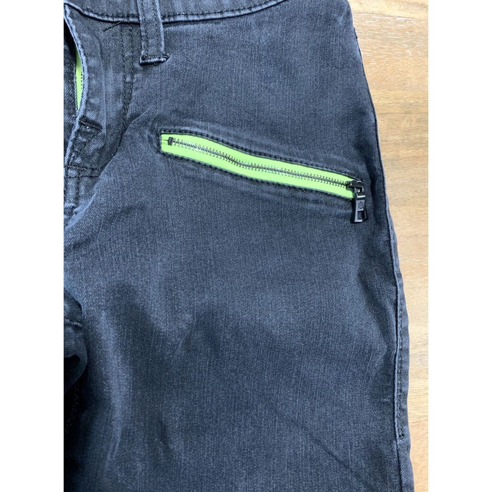 Vintage VINTAGE Rock & Republic Jeans 6 Womens 26x27 Black Mid Rise Skinny Rock Zipper Pockets Size 26" / US 2 / IT 38 - 7 Thumbnail