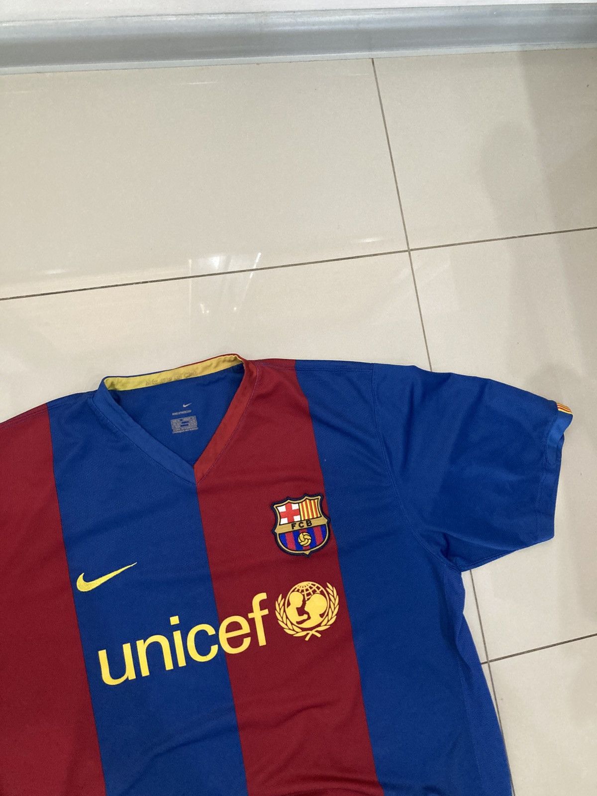 Nike Vintage nike fc barcelona soccer football jersey XL y2k drip Size US XL / EU 56 / 4 - 5 Thumbnail