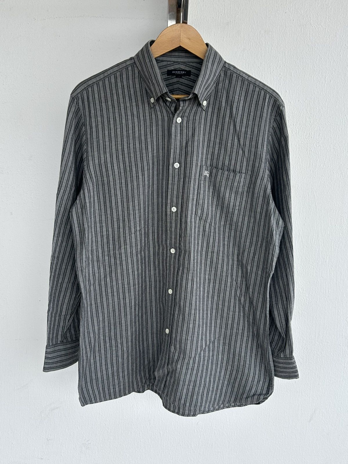 Burberry Burberry London Vintage Button Up Gray Stripe Size US XL / EU 56 / 4 - 1 Thumbnail