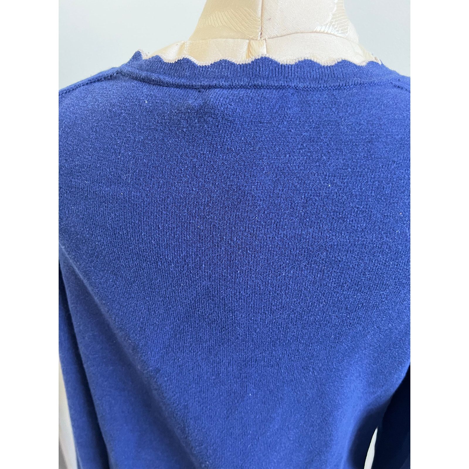 Banana Republic Banana Republic Scallop Collar Long Sleeve Sweater Medium Size M / US 6-8 / IT 42-44 - 5 Thumbnail