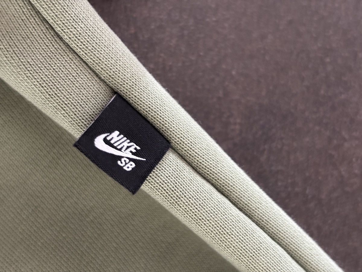 Born X Raised × Nike Hoodie Nike sb x born X raised on the turf Size US L / EU 52-54 / 3 - 9 Thumbnail