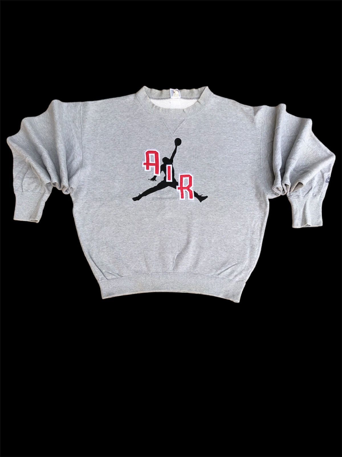 Nike × Vintage Vintage NIKE Air Jordan Embriodery Big Logo Design Crewneck Size US L / EU 52-54 / 3 - 1 Thumbnail