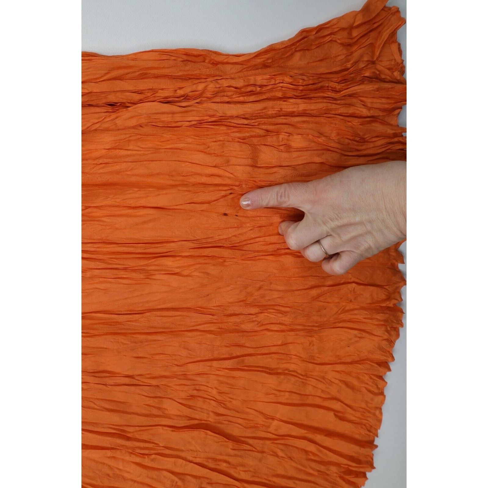 Diane von Furstenberg × Vintage Vintage 90s Diane von Furstenberg Silk Skirt Set Size M / US 6-8 / IT 42-44 - 18 Thumbnail