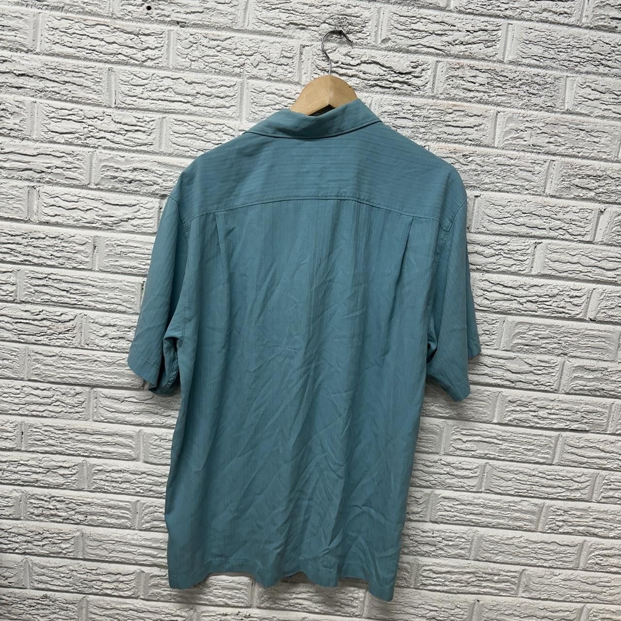 Tommy Bahama Vintage Tommy Bahama 100% Silk Blue Hawaiian Shirt Large Size US L / EU 52-54 / 3 - 3 Thumbnail