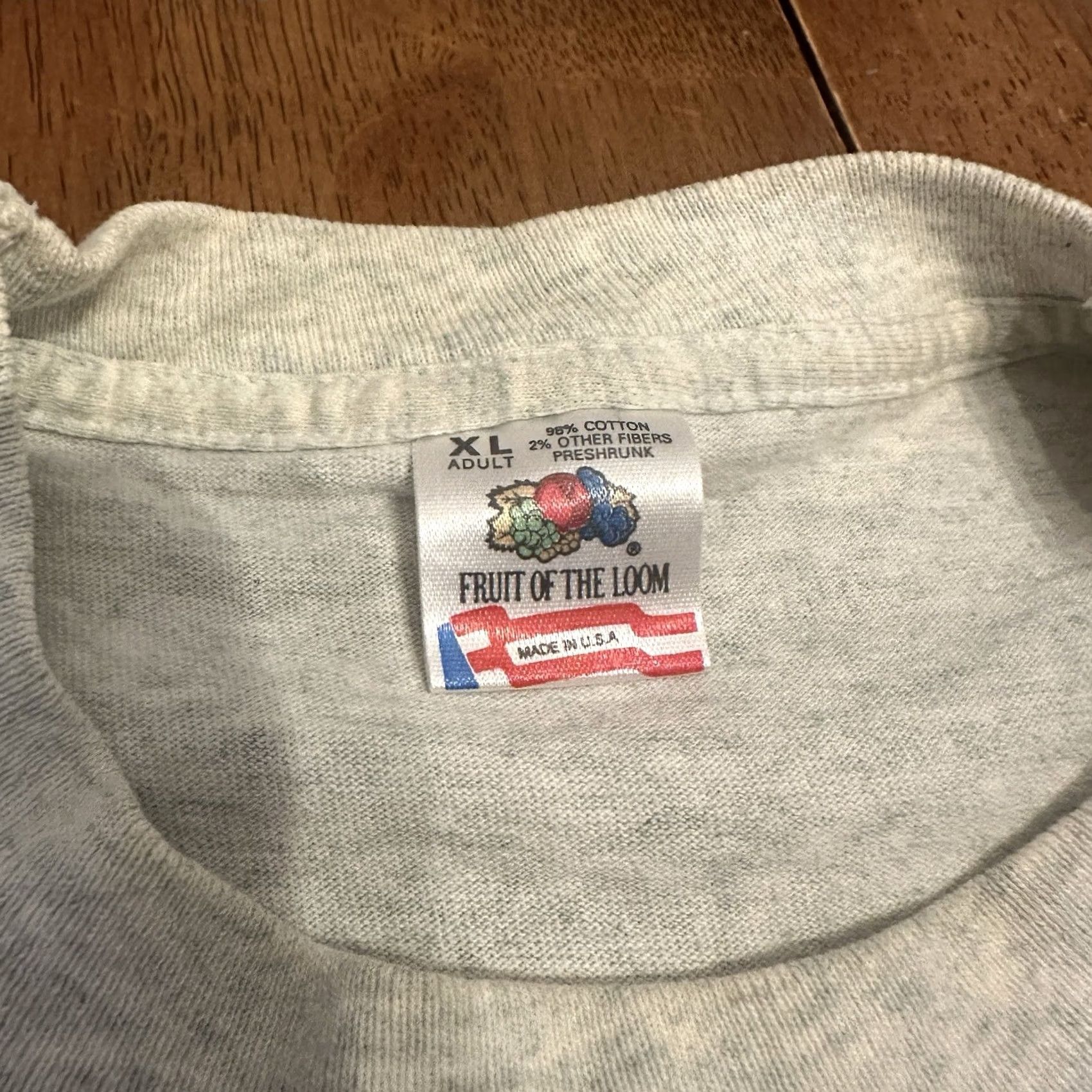 Vintage VINTAGE NBC WVIT T Shirt XL Gray 90s Single Stitch Television Station Mens Size US XL / EU 56 / 4 - 5 Thumbnail