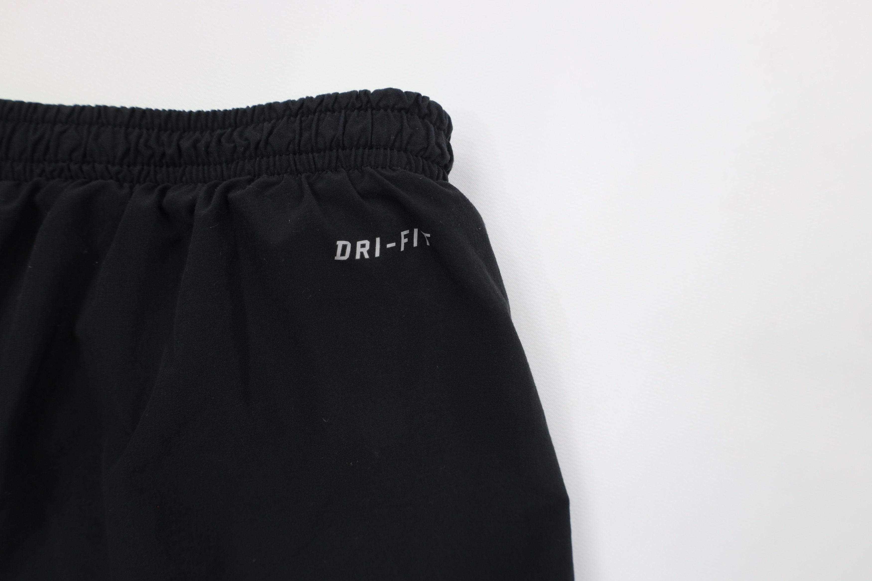 Nike × Vintage Vintage Nike Running Mini Swoosh Reflective Lined Shorts Size US 34 / EU 50 - 13 Thumbnail