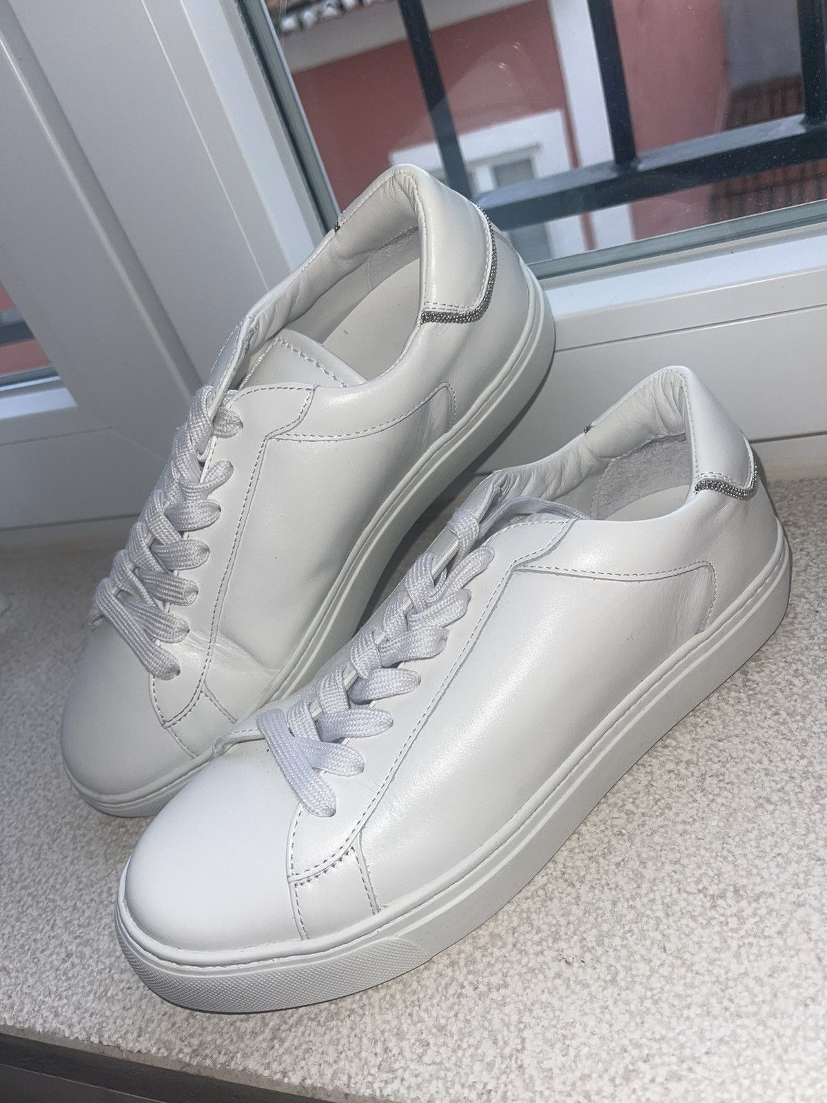 Fabiana Filippi Fabiana Filippi Round-Toe Lace-Up Sneakers. White Size US 9 / IT 39 - 2 Thumbnail