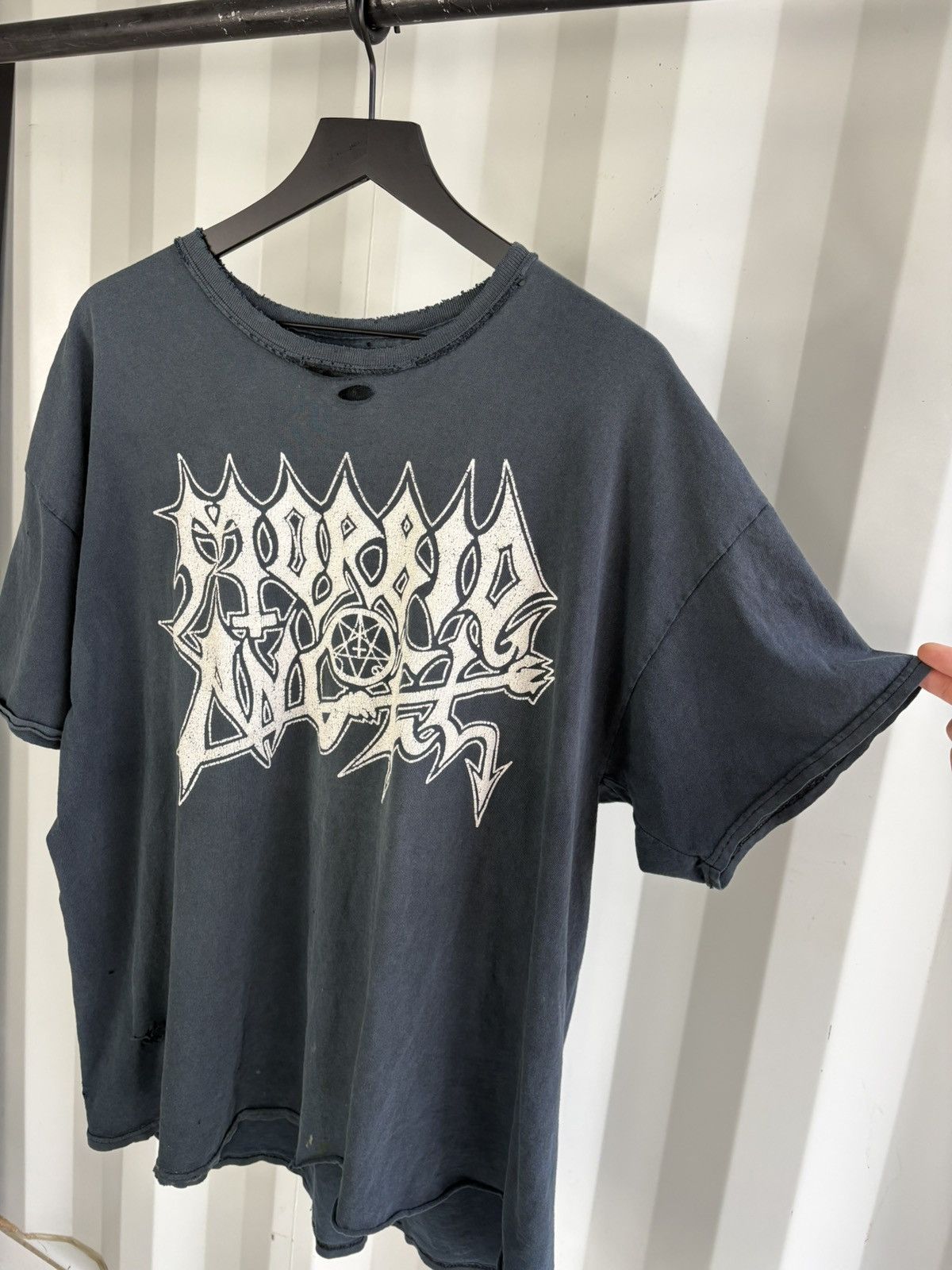 Band Tees Thrashed Morbid Angel Extreme Faded Distressed Shirt GRUNGE Size US XXL / EU 58 / 5 - 2 Thumbnail